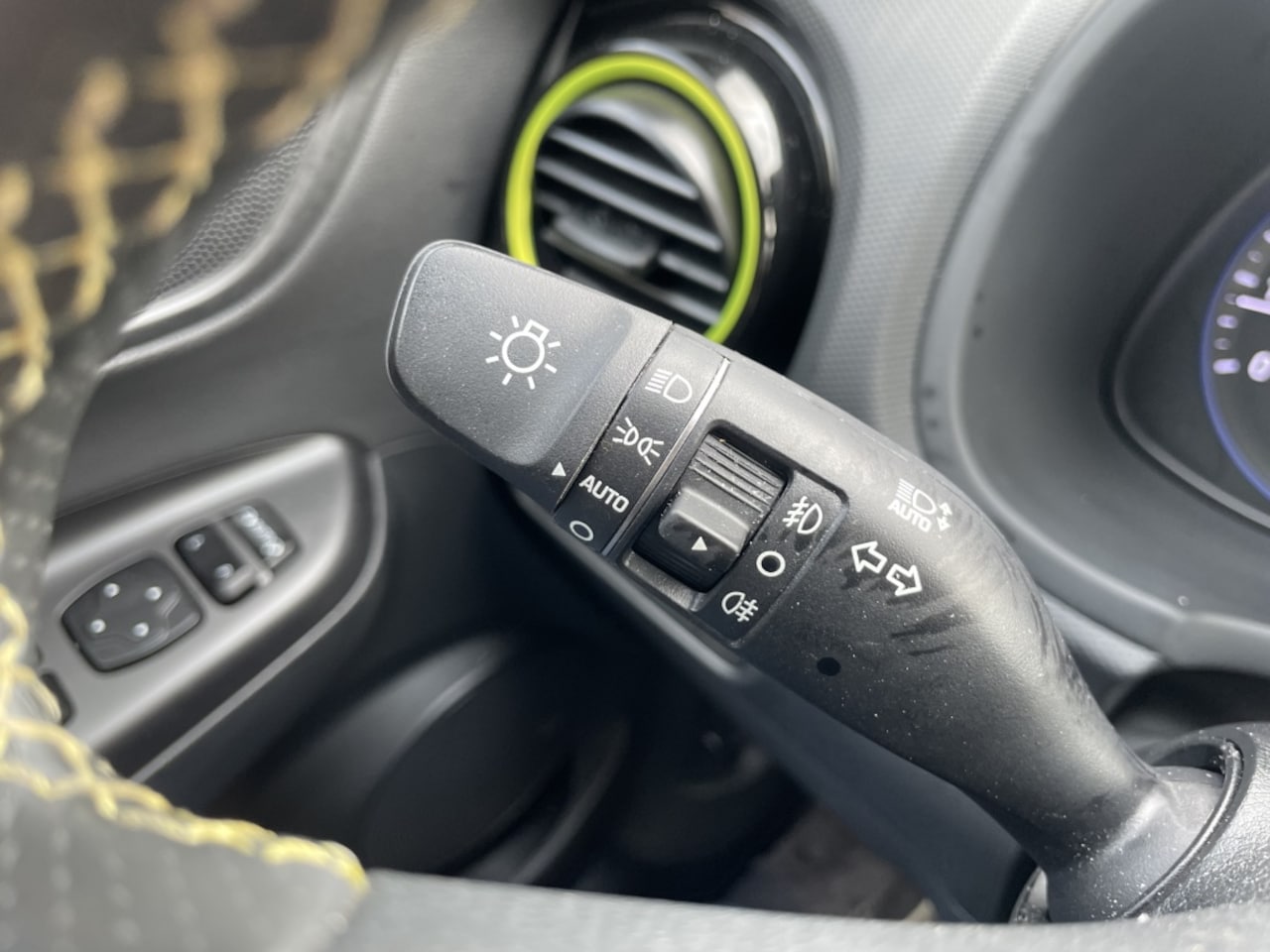Hyundai Kona - 1.6 T-GDI Premium AUTOMAAT*RIJKLAARPRIJS*