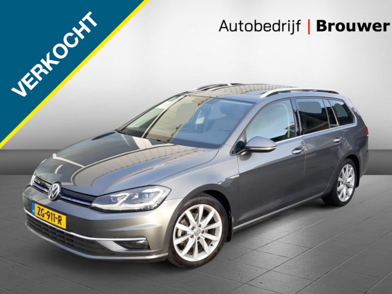Volkswagen Golf Variant - 1.5 TSI Highline Automaat/Trekhaak/Open dak - AutoWereld.nl
