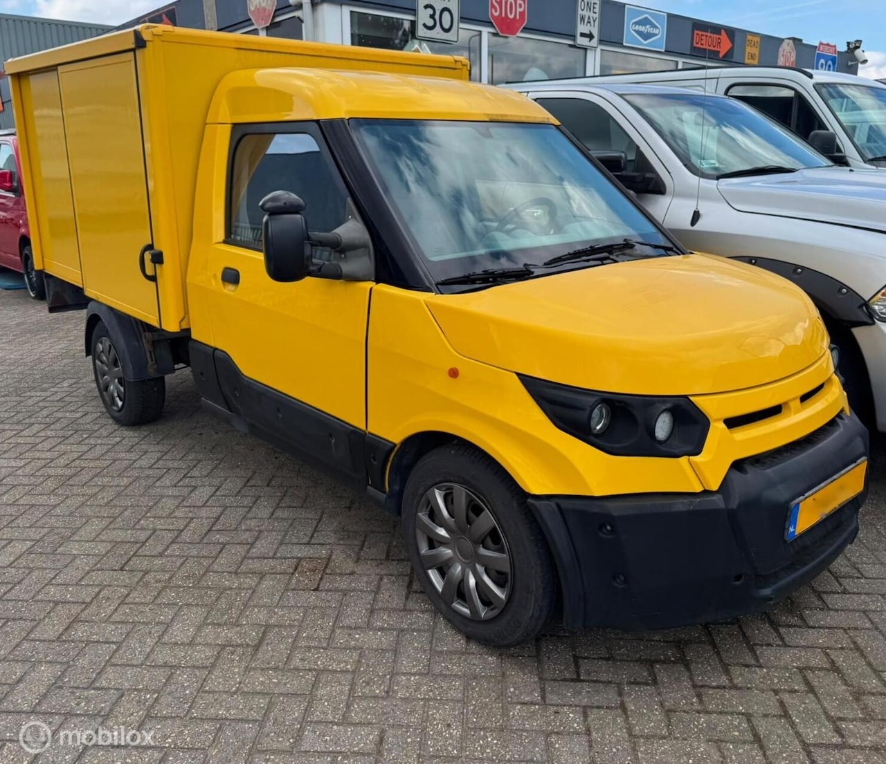 StreetScooter Work - B16 € 2999,- + 21% BTW / TAX START NIET - AutoWereld.nl