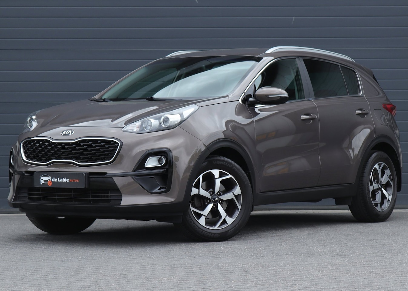 Kia Sportage - 1.6 T-GDI Automaat / Carplay / Camera - AutoWereld.nl