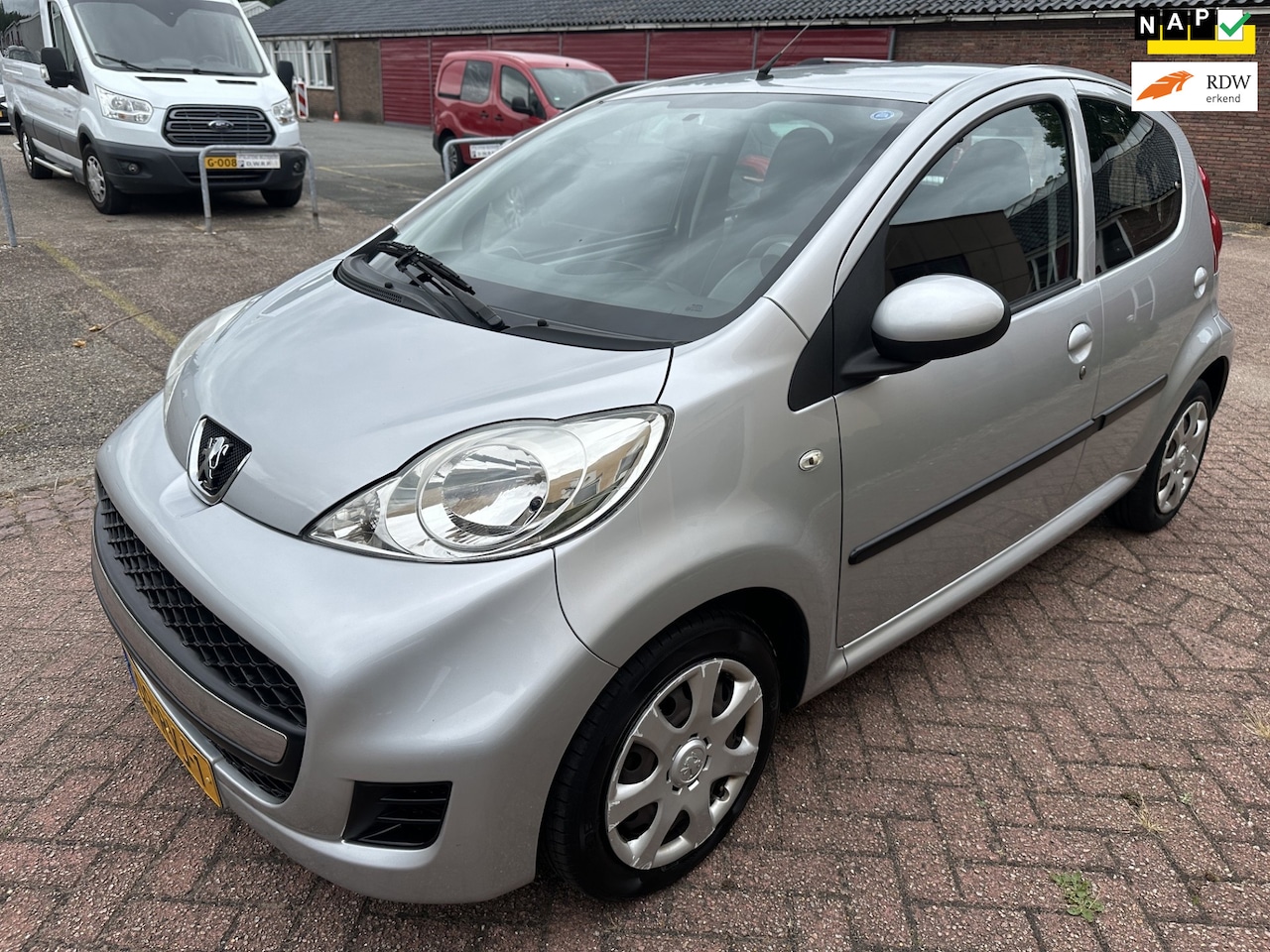 Peugeot 107 - 1.0-12V XS ARICO EL RAMEN APK ANP DEALER OH - AutoWereld.nl