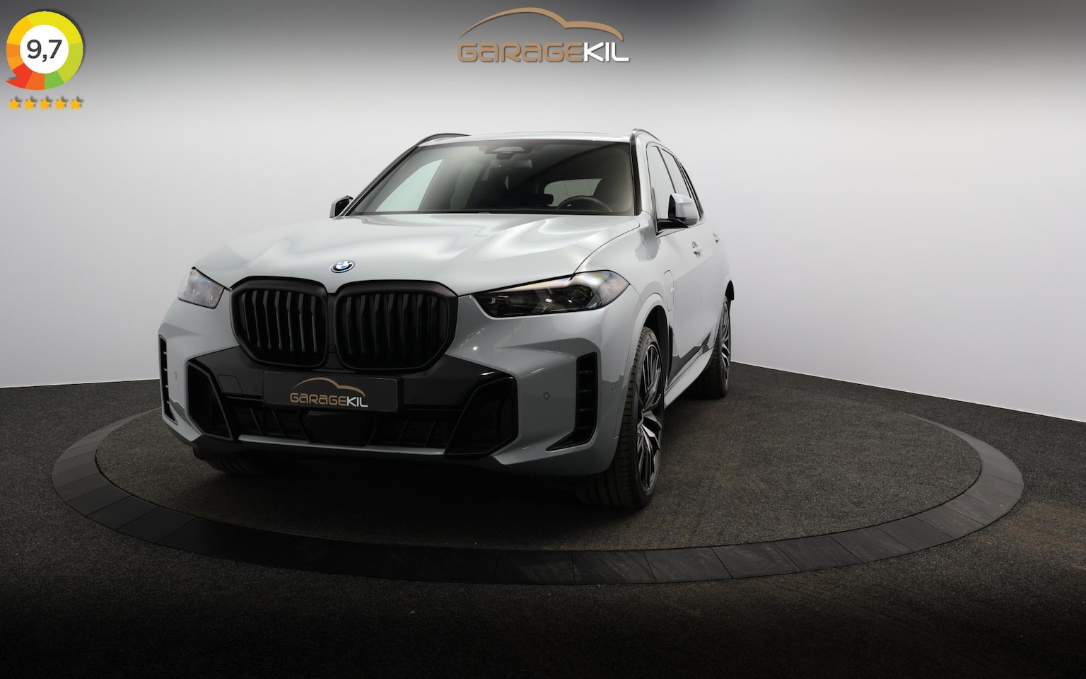 BMW X5 - xDrive50e Dealeronderh. / Panoramadak / M-Sport kuipstoelen / Stoelventilatie / Harman Kar - AutoWereld.nl