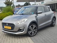 Suzuki Swift - 1.2 SPORTLINE A/T TREKHAAK CARPLAY CAMERA