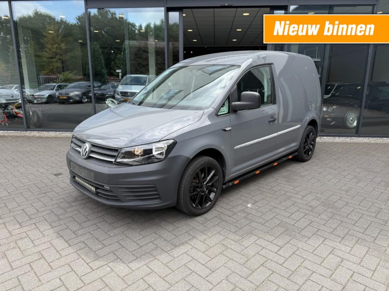 Volkswagen Caddy - 1.2 TSI L1H1 Sportline,Carplay,Camera,Airco,Trekhk,A. Deuren,Elekt Pakket - AutoWereld.nl