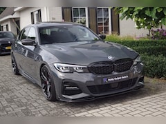 BMW 3-serie - 330e (292pk) M3 Stoelen//Panodak/M340I Look/Trekhaak/Carbon