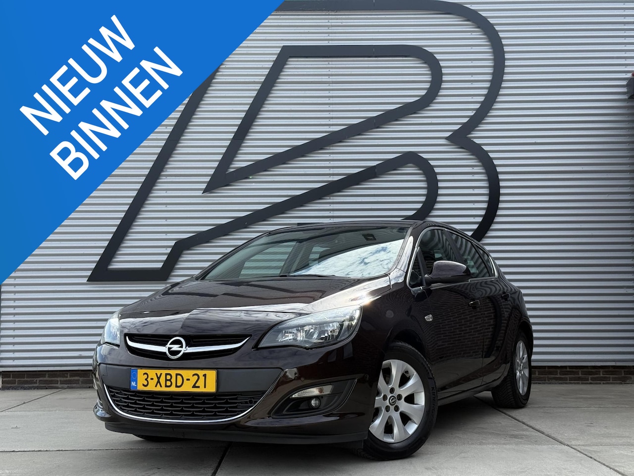 Opel Astra - 1.4 Turbo Business + Navi|Clima|Cruise|Trekhaak|PDC|Lm velgen|N.A.P|APK tot 12-2026 - AutoWereld.nl