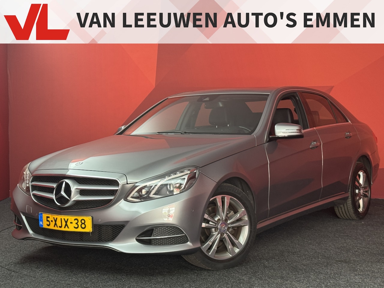 Mercedes-Benz E-klasse - 200 Ambition Avantgarde | Clima | Pano | Navigatie | APK 05-07-2027 - AutoWereld.nl