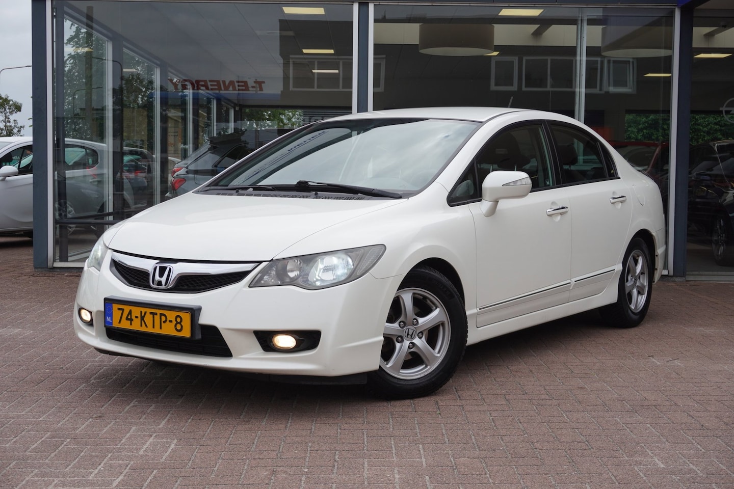 Honda Civic - 1.3 Hybrid Elegance Automaat | Airco | Elek. Pakket | Vol opties | LM velgen | Inruil moge - AutoWereld.nl