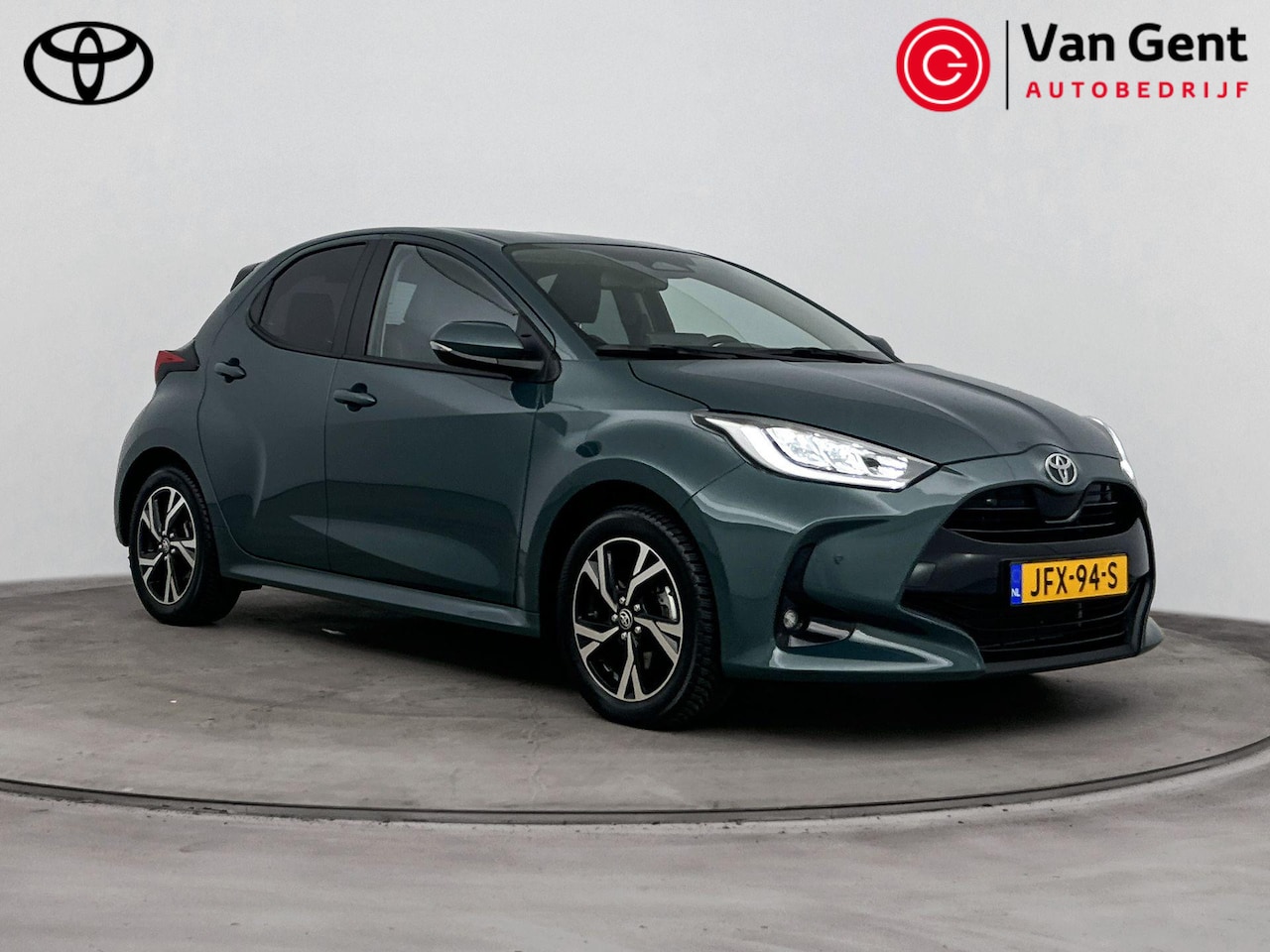 Toyota Yaris - 1.5 Hybrid 115 Dynamic | Apple Carplay / Android Auto | Dodehoek detectie | Parkeersensore - AutoWereld.nl