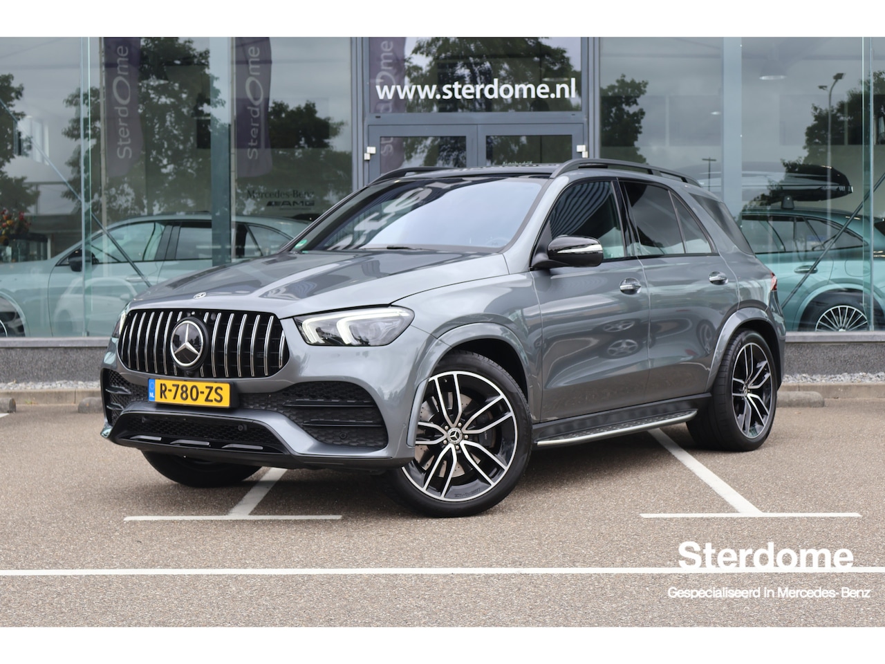 Mercedes-Benz GLE-Klasse - 580 4MATIC Premium Plus V8 I Luchtvering AIRMATIC I Panoramadak I 360 camera I Stoelverwar - AutoWereld.nl
