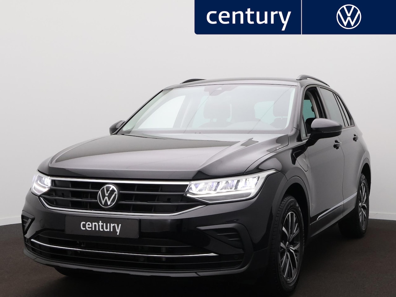 Volkswagen Tiguan - 1.4 TSI eHybrid Life | PDC | ACC | Elek. Kofferbakklep | Massage | Stoelverwarming - AutoWereld.nl
