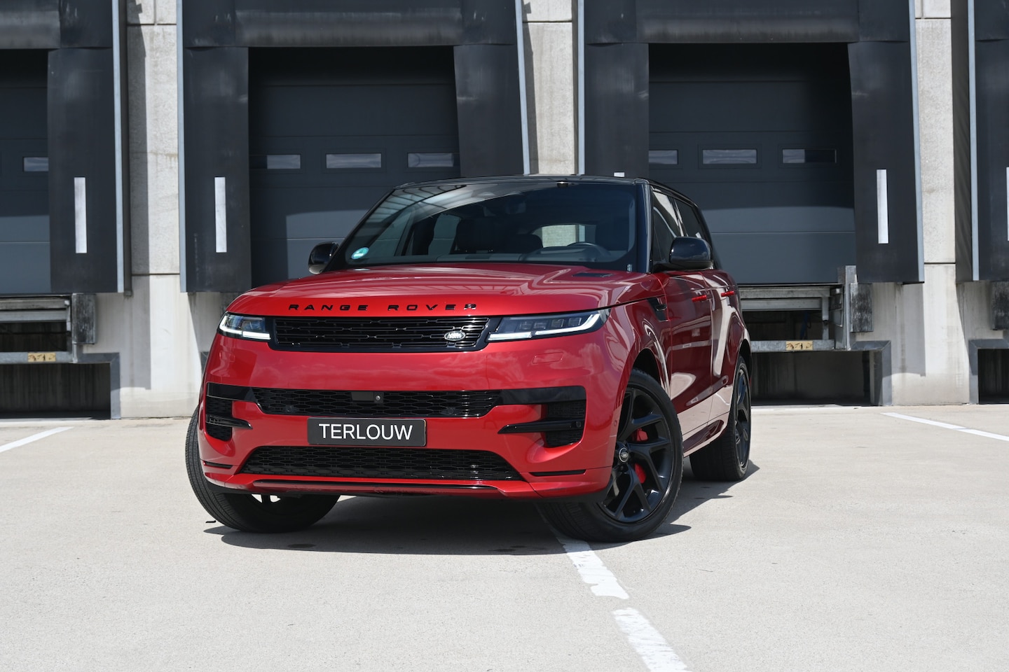 Land Rover Range Rover Sport - 3.0 P460e Dynamic HSE PHEV - AutoWereld.nl