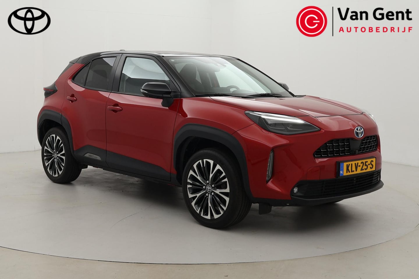Toyota Yaris Cross - 1.5 Hybrid Executive AWD | Trekhaak | Dodehoek detectie | Matrix LED | Stoel-/stuurverwarm - AutoWereld.nl