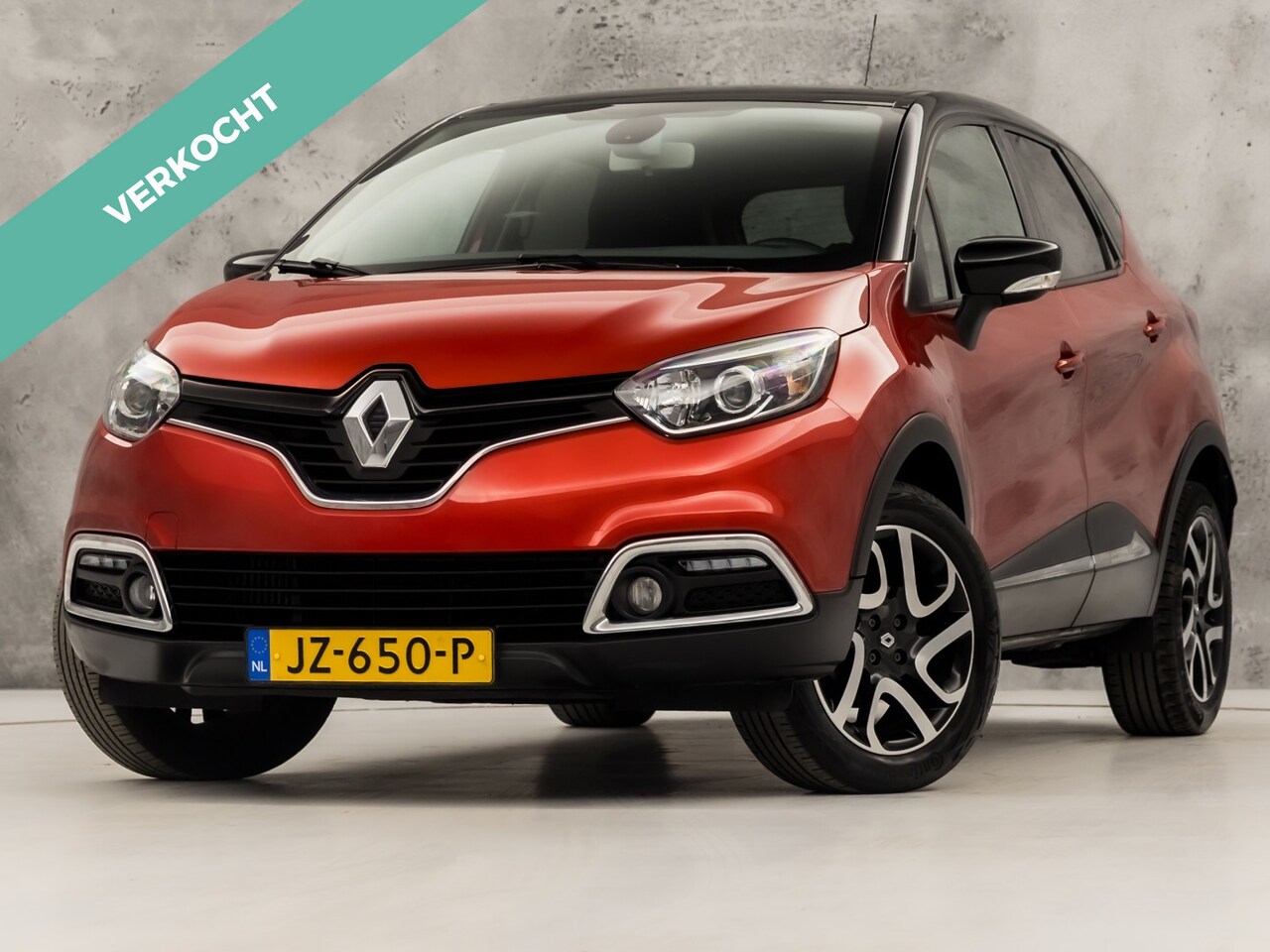 Renault Captur - 0.9 TCe Dynamique Sport (NAVIGATIE, CLIMATE, CAMERA, TREKHAAK, GETINT GLAS, SPORTSTOELEN, - AutoWereld.nl
