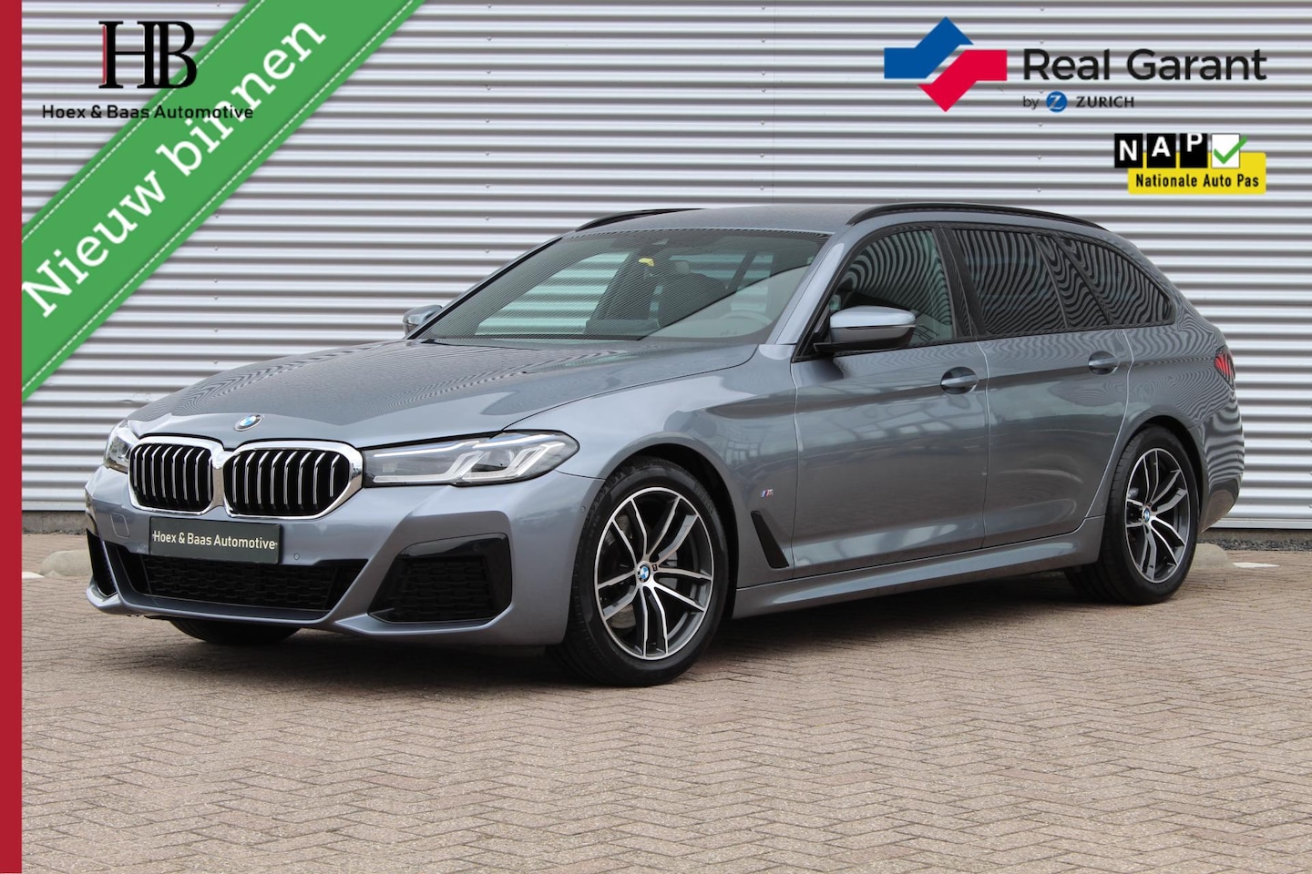 BMW 5-serie Touring - 520i M-sport/wegkl trekhaak/laser led - AutoWereld.nl