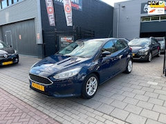 Ford Focus - 1.0 Trend 2e Eigenaar Trekhaak Airco Navi PDC NAP APK