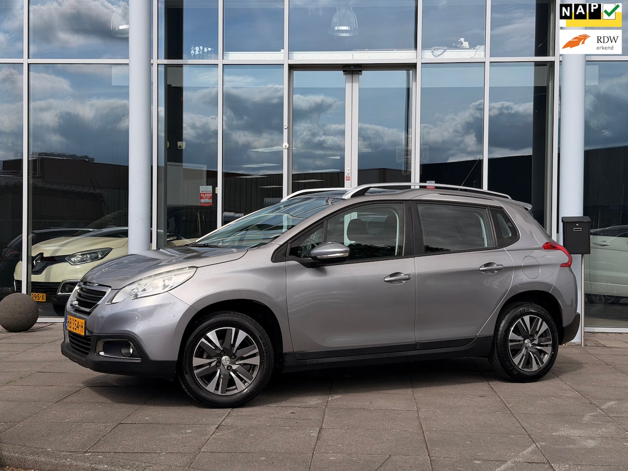 Peugeot 2008 - 1.2 PureTech Active|Pano|Trekhaak - AutoWereld.nl