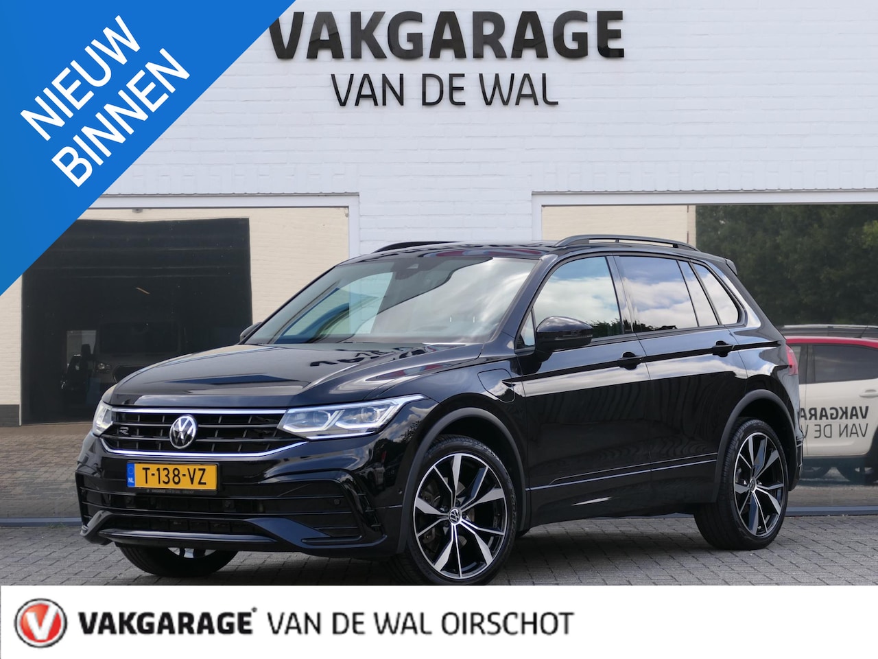 Volkswagen Tiguan - 1.4 TSI eHybrid R-Line Business+ | Leder | Panoramadak | Memory | Trekhaak | Head-up displ - AutoWereld.nl