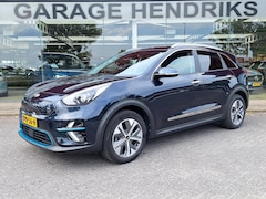 Kia e-Niro - DynamicPlusLine 64 kWh | SOH: 97, 0% | 3 Fase | Warmtepomp | JBL-Audio | Adaptive CC | Cli