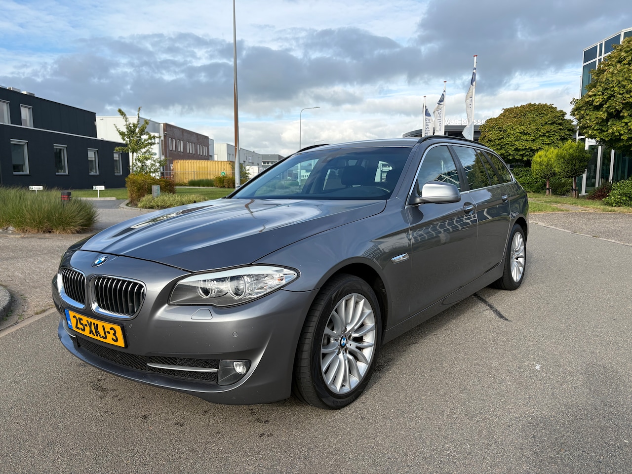 BMW 5-serie Touring - 520i Executive - AutoWereld.nl