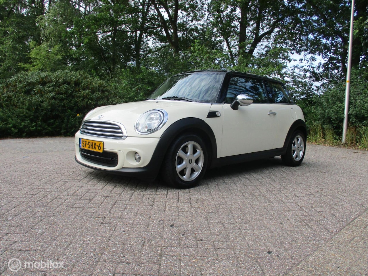 MINI 3-Deurs - 1.6 One MINIMALIST Business Line - AutoWereld.nl