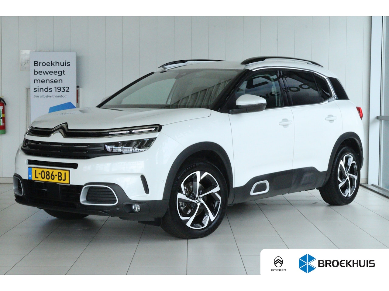 Citroën C5 Aircross - 130 PK Feel | Cruise Control | Camera | Keyless | Navi | Carplay | Climate | Dodehoekbewak - AutoWereld.nl
