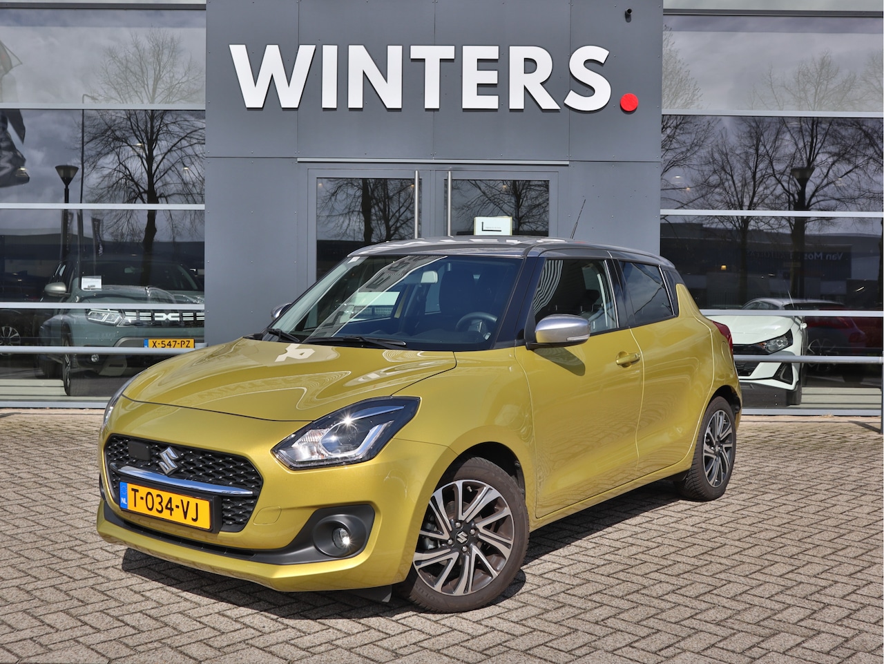 Suzuki Swift - 1.2 Style Smart Hybrid CVT Automaat | Keyless | LED | Stoelverwarming | Camera | Tot 10jr - AutoWereld.nl
