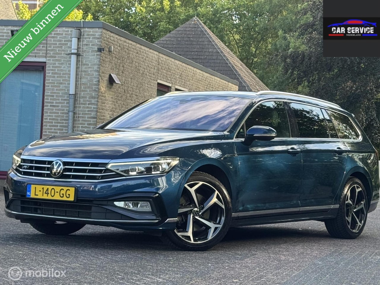 Volkswagen Passat Variant - 1.5 TSI R-Line Business + 1.5 TSI R-Line Business +/NAP/DOOH - AutoWereld.nl