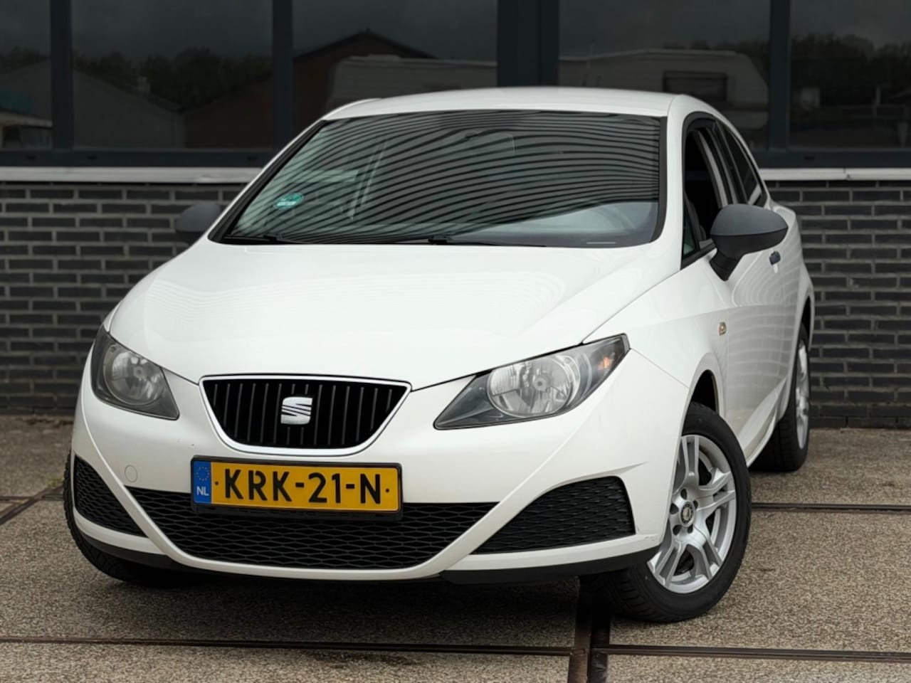 SEAT Ibiza SC - 1.2 Club Armin |Airco |Nieuwe APK |Stuurbkr - AutoWereld.nl
