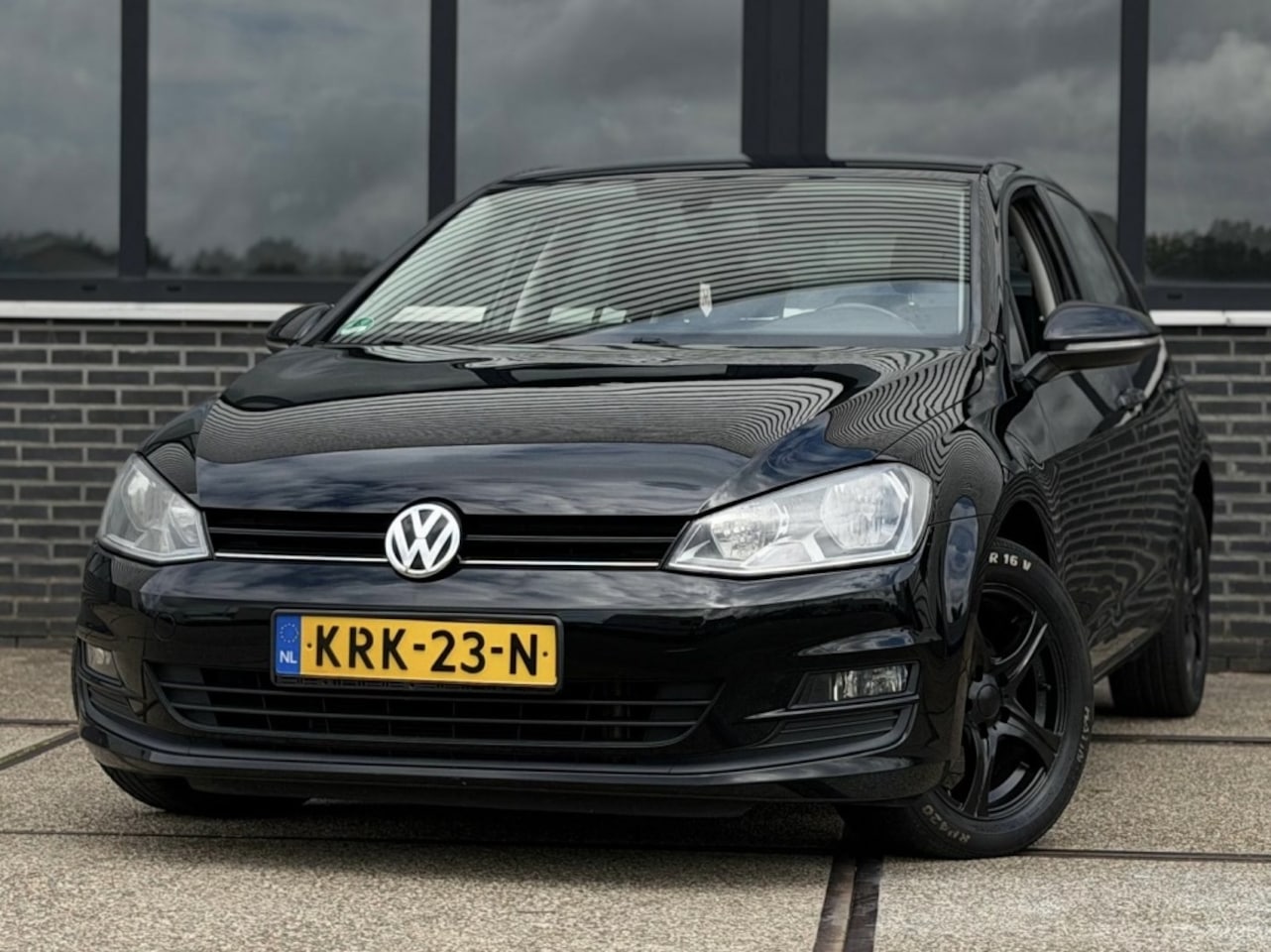 Volkswagen Golf - 1.2 TSI Trendline 1.2 TSI Trendline - AutoWereld.nl