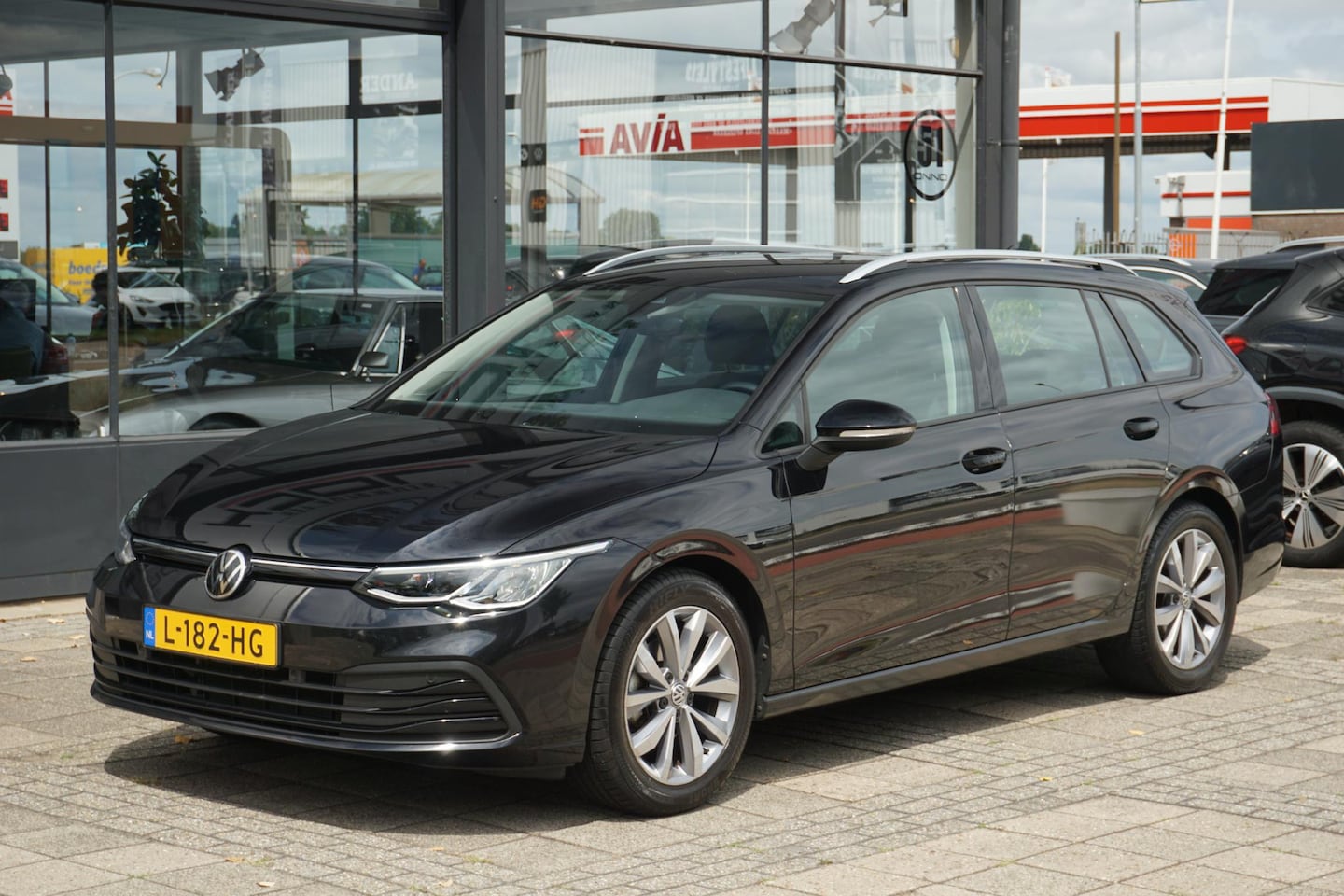 Volkswagen Golf Variant - 1.0 eTSI Life 1.0 eTSI Life - AutoWereld.nl