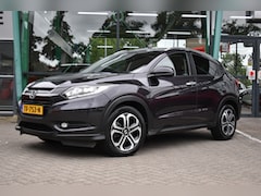 Honda HR-V - 1.5 i-VTEC Executive Automaat 131pk | Parkeersensoren vóór én achter | Trekhaak | Voorstoe