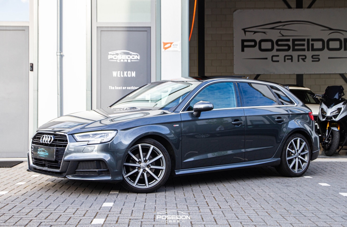 Audi A3 Sportback - 1.4 TFSI 3X S-LINE | PANO | KEYLESS | VIRTUAL | B&O | LED | STOELVERWARMING | BOMVOLL!! - AutoWereld.nl