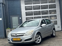 Opel Astra - 1.6 Executive | Airco | Cruise | PDC | LMV