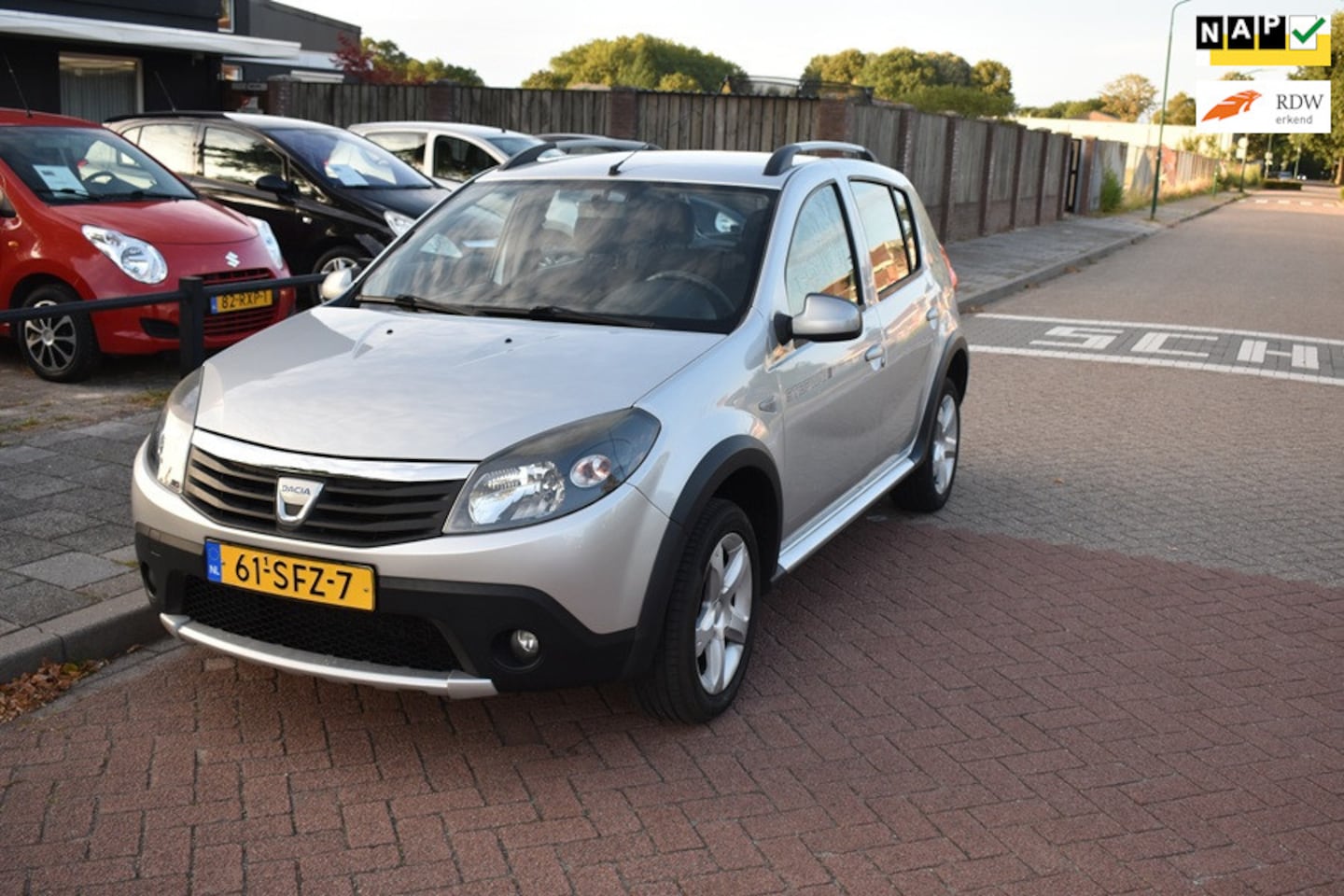 Dacia Sandero Stepway - 1.6 Airco - AutoWereld.nl