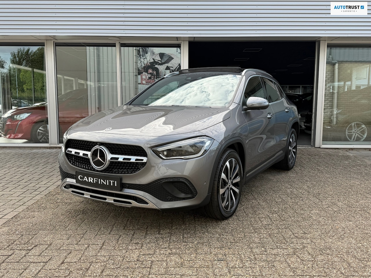 Mercedes-Benz GLA-Klasse - 250 e Business 218 Pk Widescreen Navi | Panoramadak |Voll Leder | 360 Camera |Cruise | Tre - AutoWereld.nl
