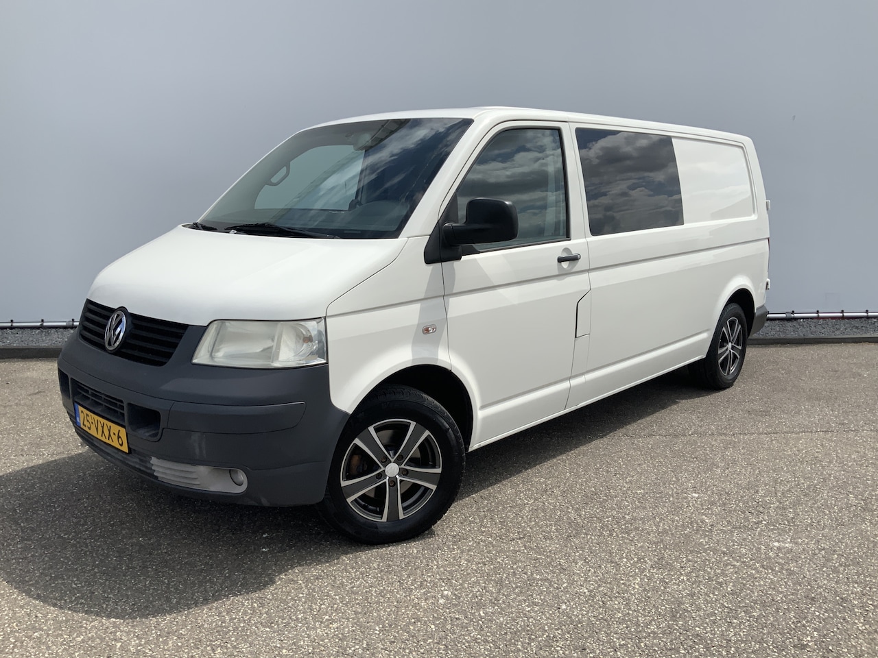 Volkswagen Transporter - Marge !! 2.5 TDI 340 Trendline Dub Cab 6 Pers Airco Cruise Trekhaak 2500 kg Alu Velg L.V V - AutoWereld.nl