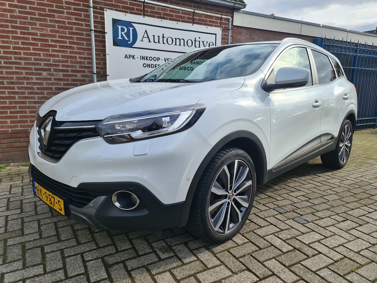 Renault Kadjar - 1.2 TCe Intens APK/NAP/TREKHAAK - AutoWereld.nl