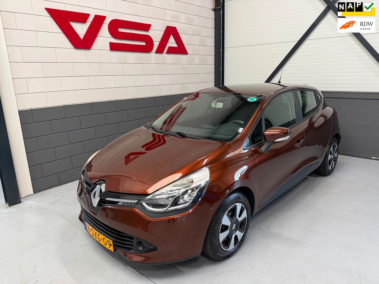 Renault Clio - 0.9 TCe Expression|Cruise|Navi|Airco|zuinig|betrouwbaar - AutoWereld.nl