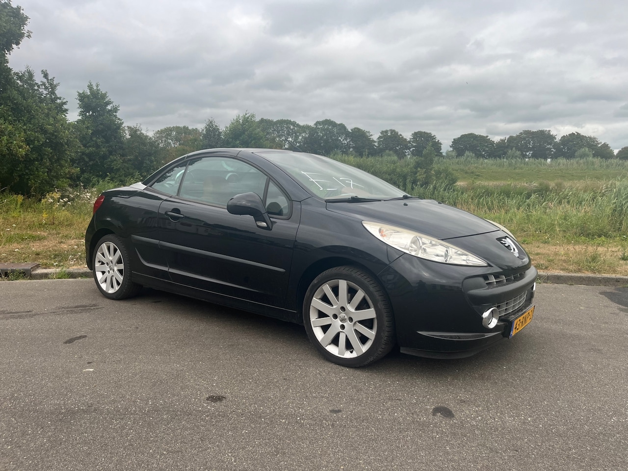 Peugeot 207 CC - 1.6-16V T Sport bj 2007 101 dkm - AutoWereld.nl