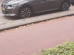 Peugeot 208 - 1.2 PureTech GT Pack Gt  Line uitvoering  gemiddelde verbruik 1 op 18