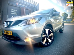 Nissan Qashqai - 1.2 N-Connecta, PANORAMADAK, 360 CAMERA, NIEUWSTAAT, 1e EIGENAAR