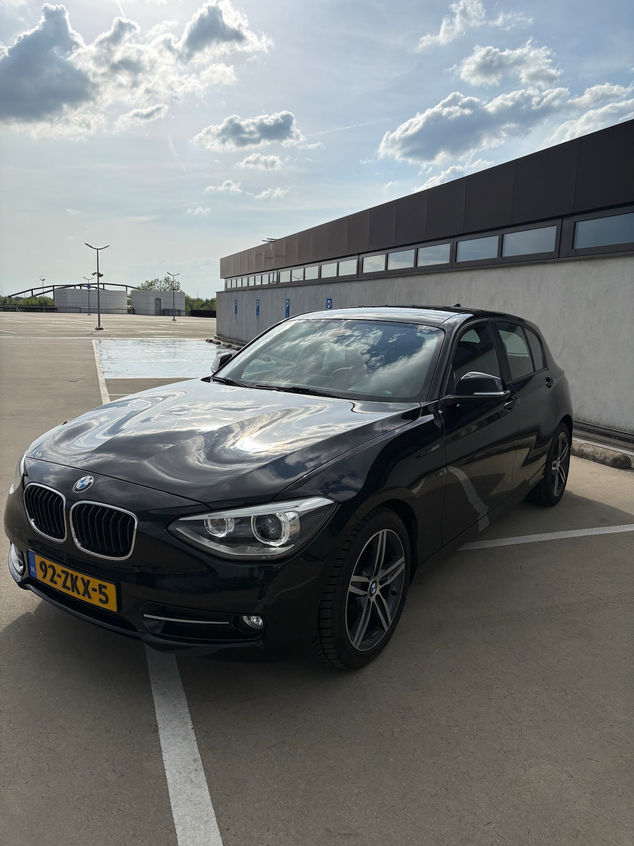 BMW 1-serie - 116i Upgrade Edition - AutoWereld.nl