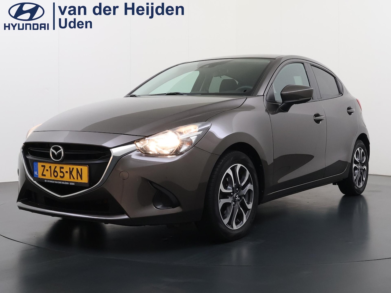 Mazda 2 - 1.5 Skyactiv-G Skylease+ Stoelverwarming | Navigatie | - AutoWereld.nl