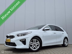 Kia Cee'd - Ceed 1.0 T-GDI DYNAMICPLUSLINE/CAMERA/KEYLESS/STOEL-STUURVERW/HALF-LEDER/16''LMV/CARPLAY/N