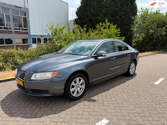 Volvo S80 - 1.6 T4 Kinetic_AUTOMAAT-AIRCO_NAVI_NETTE AUTO