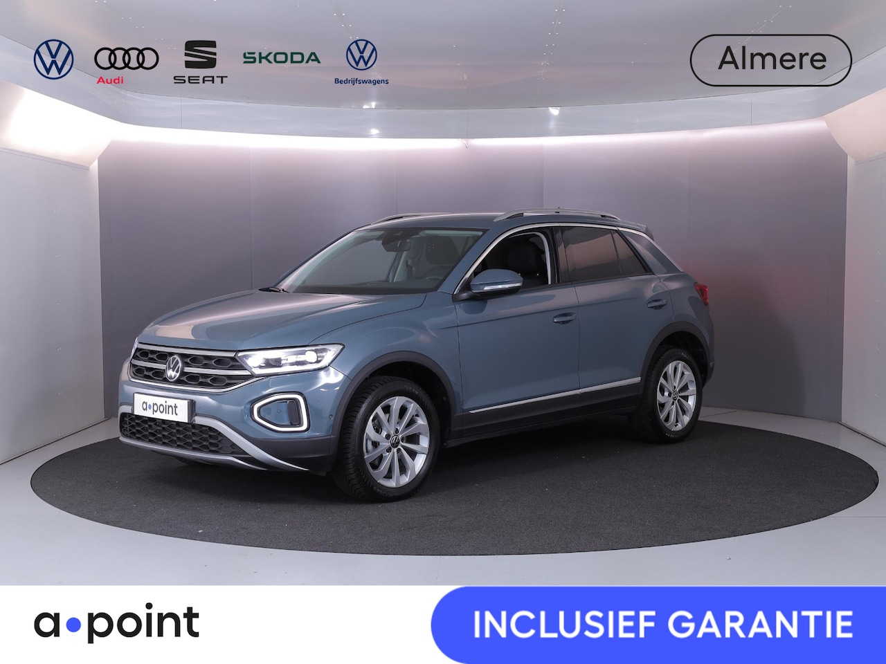 Volkswagen T-Roc - 1.5 TSI Style 150 pk Automaat (DSG) | Navigatie | Parkeersensoren (Park assist) | Achterui - AutoWereld.nl