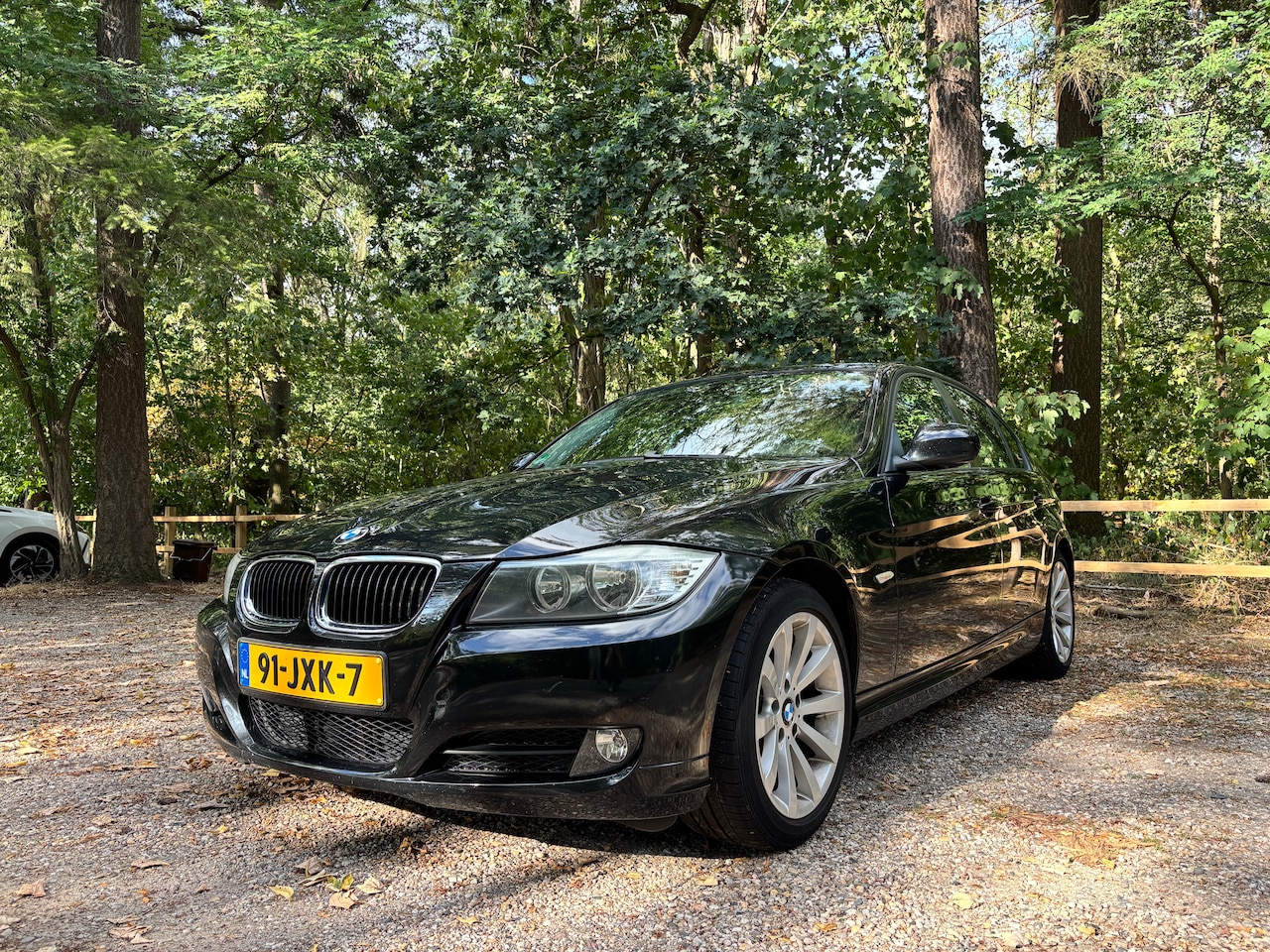 BMW 3-serie - 320i Business Line - AutoWereld.nl