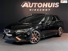 SEAT Leon ST - 2.0 TSI 4DRIVE CUPRA Ultimate Edition Pano/ Carbon/ Brembo/ Beats/ Carplay/ ACC/ 19"/ Virt