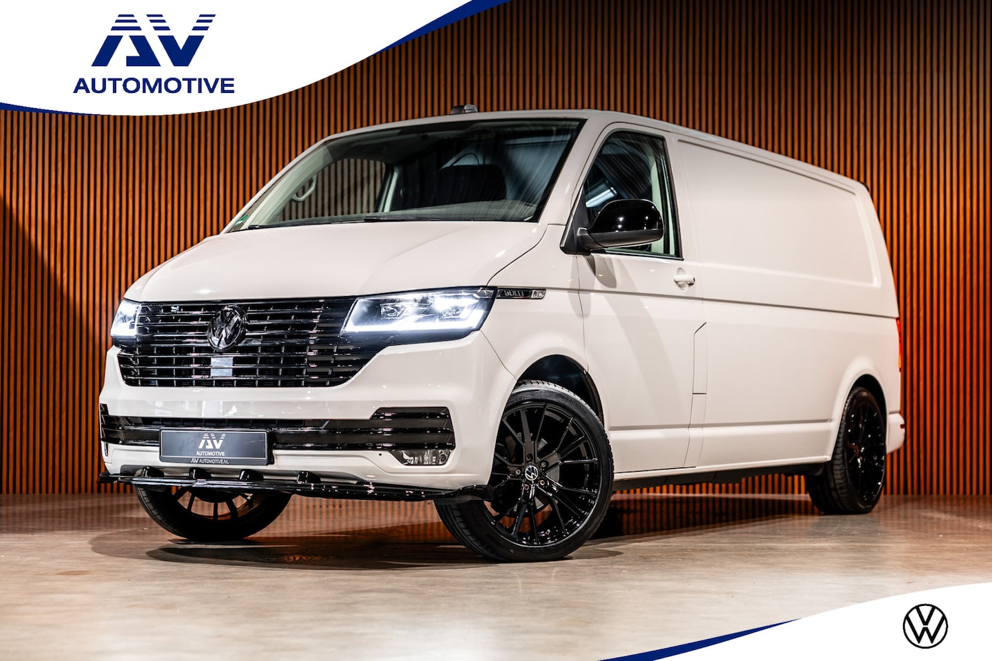 Volkswagen Transporter - T6.1 2.0 TDI 150 PK DSG L2H1 | BOTT Inrichting | Bi-Xenon | Camera | CarPlay | Navigatie | - AutoWereld.nl